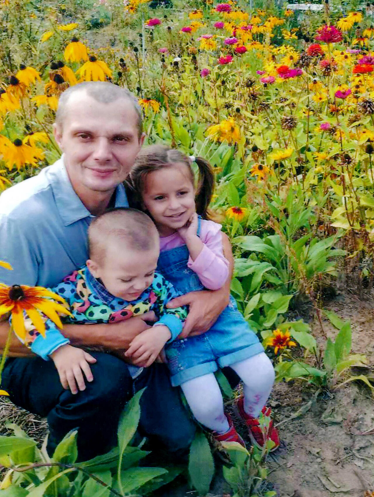 Муж Алексей с детьми